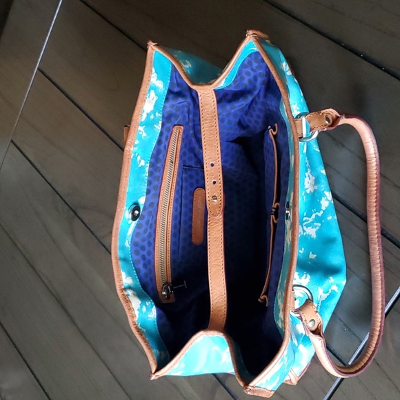 Rebecca Minkoff Diamond Tote Bag - Picture 8 of 16